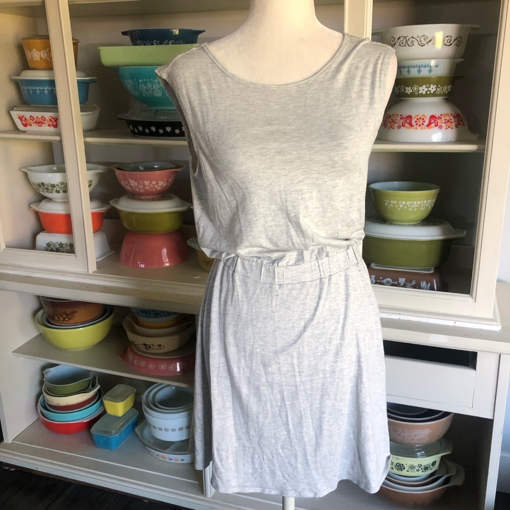 Athleta Heather Gray Dress w/ Criss Cross Back - Size Small - Picture 3 of 16